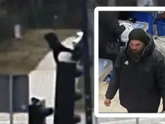 Kamery nagrały go w markecie. Chwilę później zniszczył auto!