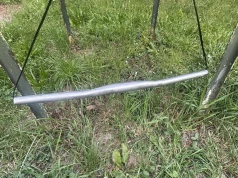Naprawiał sąsiadce kierownicę od roweru. Zostawił część od roweru przy trzepaku. "Pi*deuszu, jesteś z siebie dumny? Musiałem przepraszać sąsiadkę."