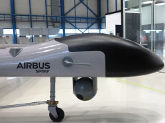 Producent samolotów stawia też na produkcję dronów bojowych