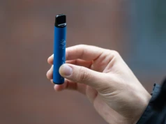 40 zł za sztukę. Senat poparł nowe przepisy obejmujące e-papierosy