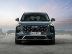 Nowe Audi Q7 to król autostrad, którego pokochasz w długich trasach. Wszyscy grzebią diesla, a oni robią swoje