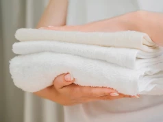 Ręczniki wyglądały na zużyte. Wsypałam jedną miarkę i odzyskały hotelową biel