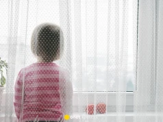 Zaniedbanie emocjonalne – niewidzialne blizny z dzieciństwa. Siedem sygnałów, które mogą świadczyć o braku czułości