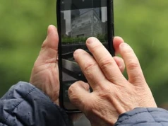 Leczenie raka chrzanem, miliardy odsłon i spiski rządzące światem. NASK o dezinformacji zdrowotnej