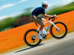 Rower szosowy z mocą jak z e-MTB. Megamo pokazuje, że granica rozsądku znów się przesuwa