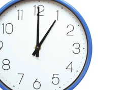Ile cyfr widzisz na zegarze? Prosty test, a oblewamy go na potęgę