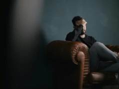Terapia zamiast spowiedzi. Jak pop-psychologia próbuje zastąpić religię
