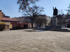 Więcej zieleni i podświetlony pomnik. Wkrótce ruszy przebudowa Placu Drzewnego w Tarnowie