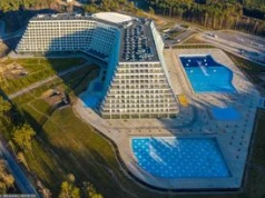 Przebija Kopenhagę. Kolejny kraj pisze o Gołębiewskim w Pobierowie