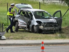 Groźny wypadek w Motyczu, wśród poszkodowanych dziecko. Kierowca nie zauważył znaku stop