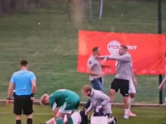Byli reprezentanci Polski pobili się na boisku. Sceny w ostatnich minutach finału