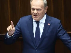Tusk w Sejmie: zaraz w Polsce nie będzie miejsca dla Chopina i Batorego. Zostanie wam Janusz Kowalski