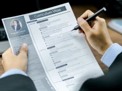 Co powinno się znaleźć w CV? Te informacje muszą się tam pojawić