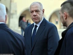 Sasin założył stowarzyszenie. "To pięść Jarosława Kaczyńskiego"