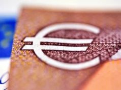 Euro najdroższe od trzech tygodni. Co dalej z kursami walut?