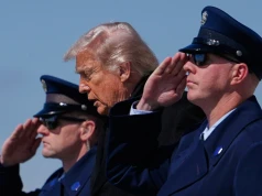Generał uderza w Trumpa: Myśli o inwazji na Kubie, sali balowej i gali UFC