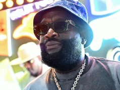 Rick Ross tłumaczy się z lotu rejsowym samolotem. Fani nie kupują jego wersji