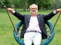 Ciałem na urlopie, myślami w pracy. Dlaczego nie umiemy się wyłączyć