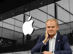 Donald Tusk chciał załatwić Siri po polsku. Nie udało się