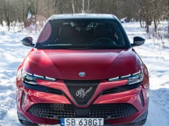 Junior. Na rynek wjechał nowy SUV od Alfy Romeo