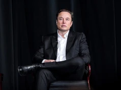 Elon Musk właśnie został pierwszym bilionerem w historii. Ma majątek równy PKB Polski