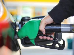 Niższy VAT na paliwa przedłużony. Co z akcyzą?