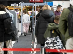 Ta modna bluzka może zatrzymać cię przy kontroli. Lotnisko nie lubi takich ubrań