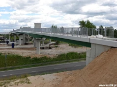 Radom. Nowa kładka nad torami i obwodnicą we wrześniu