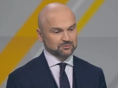 Cicho czy głośno? Dobroczynność w świetle fleszy