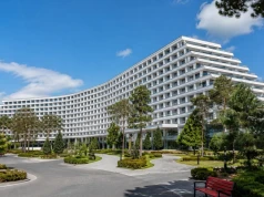 Hotel Gołębiewski w Pobierowie otwiera się wcześniej, a część gości jest wściekła