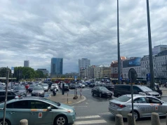 Koszmar komunikacyjny w centrum Warszawy. "Wszystko zakorkowane"