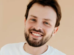 To, co robi ojciec przed poczęciem, może odbić się na zdrowiu dziecka. Zaskakujący mechanizm