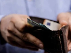 Niemcy pokazali banknot przyszłości. Jest wielkości karty płatniczej