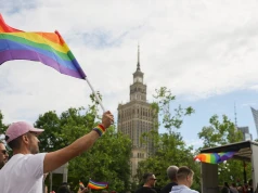 "Niech ludzie się kochają". Przez Warszawę przeszła jubileuszowa Parada Równości
