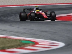 Leclerc zawalił kwalifikacje Ferrari. „Wstyd” po kraksie w Q3