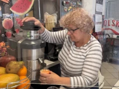 Smak dzieciństwa na Podwalu. Pani Grażyna od 16 lat wyciska tu soki