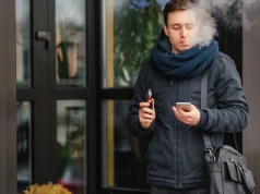 Wszyscy tracą, Polska zarabia miliardy. Cyfrowy nokaut na rynku tytoniu