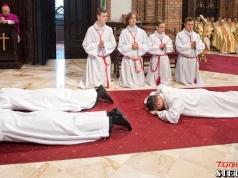 Trzej diakoni przyjęli święcenia kapłańskie w siedleckiej katedrze