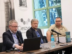 Polscy badacze przeanalizowali sto lat dziejów Zaolzia. Nową publikację naukową omawiano w Książnicy Cieszyńskiej