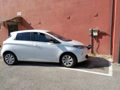 Darmowy prąd do elektryka istnieje. Wystarczy drugi licznik w garażu