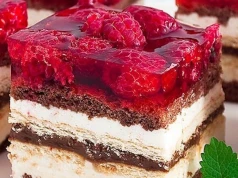 Wygląda jak z cukierni, a robi się je w domu. Ciasto Balladyna zachwyca wyjątkowym smakiem