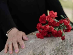 Pomnik nie zmywa krwi. Jacek Piekara o bohaterach i zbrodniarzach