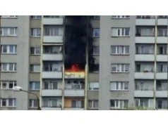 Pożar mieszkania w Raciborzu. Cztery osoby poszkodowane