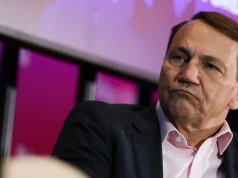 "Mam nadzieję, że się upomni". Sikorski wprost o wizycie Nawrockiego w USA