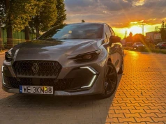 Związkowcy biją na alarm. Renault może zlikwidować nawet 20% stanowisk inżynierskich