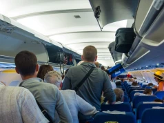 Walizki zagrożeniem dla pasażerów? Linie lotnicze rozważają poważne zmiany