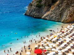 Kraj masowo odwiedzany przez Polaków wprowadził nowy zakaz. Na plażach ruszyły kontrole