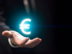 EBC wykonał pierwszy ruch od lat. Teraz wszystko zależy od euro: Co dalej z kursem?