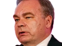 Nowotwory głowy i szyi są wykrywane za późno. Prof. Krzysztof Składowski mówi o nowych możliwościach leczenia