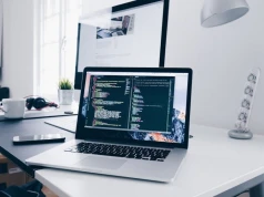Nauka o niezawodności: dlaczego jedne laptopy żyją 3 lata, a inne 10